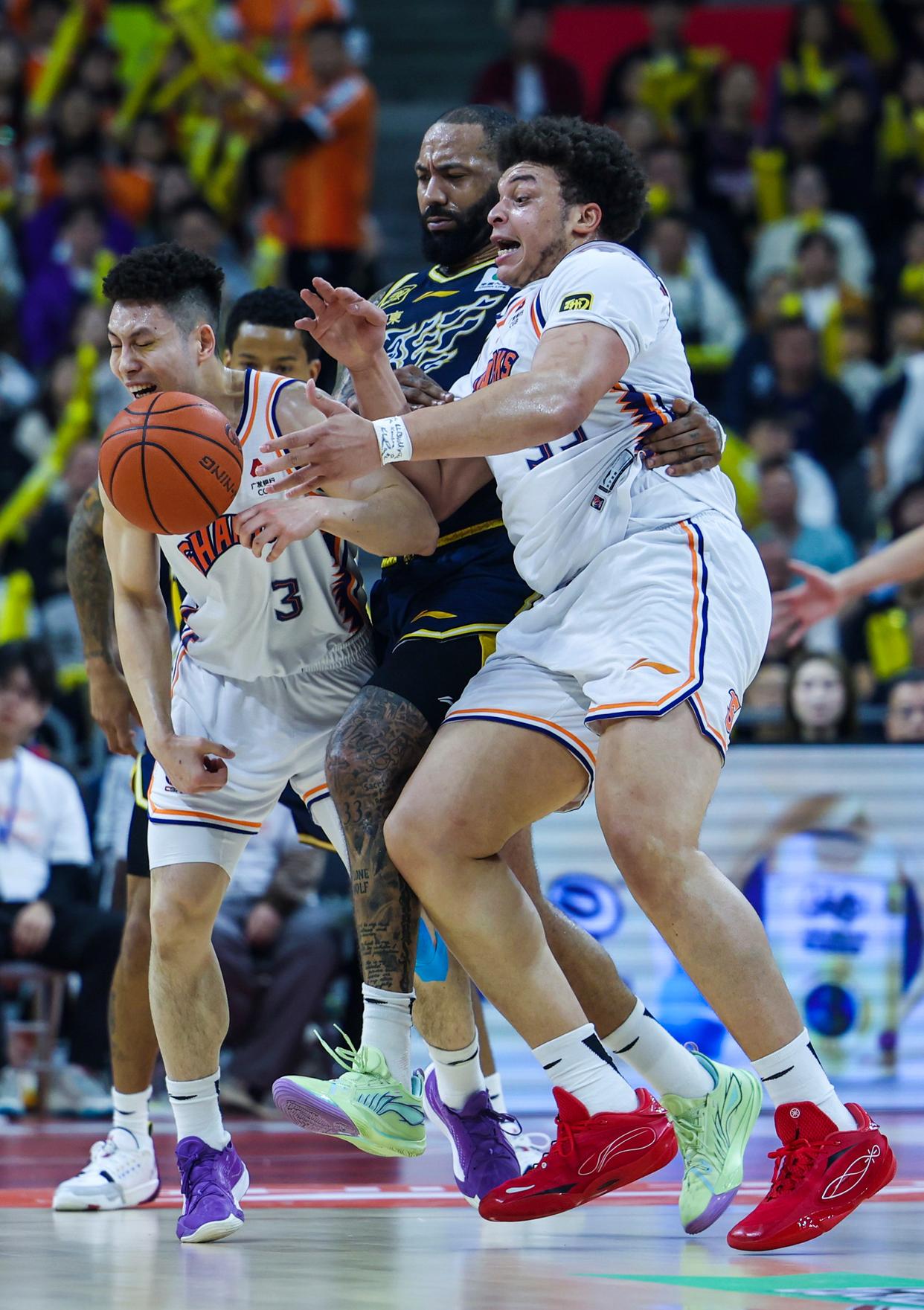 清晨深圳男篮调整名单以备CBA季后赛，单刀错失环节打磨，管理层满意，医务组通报恢复的简单介绍