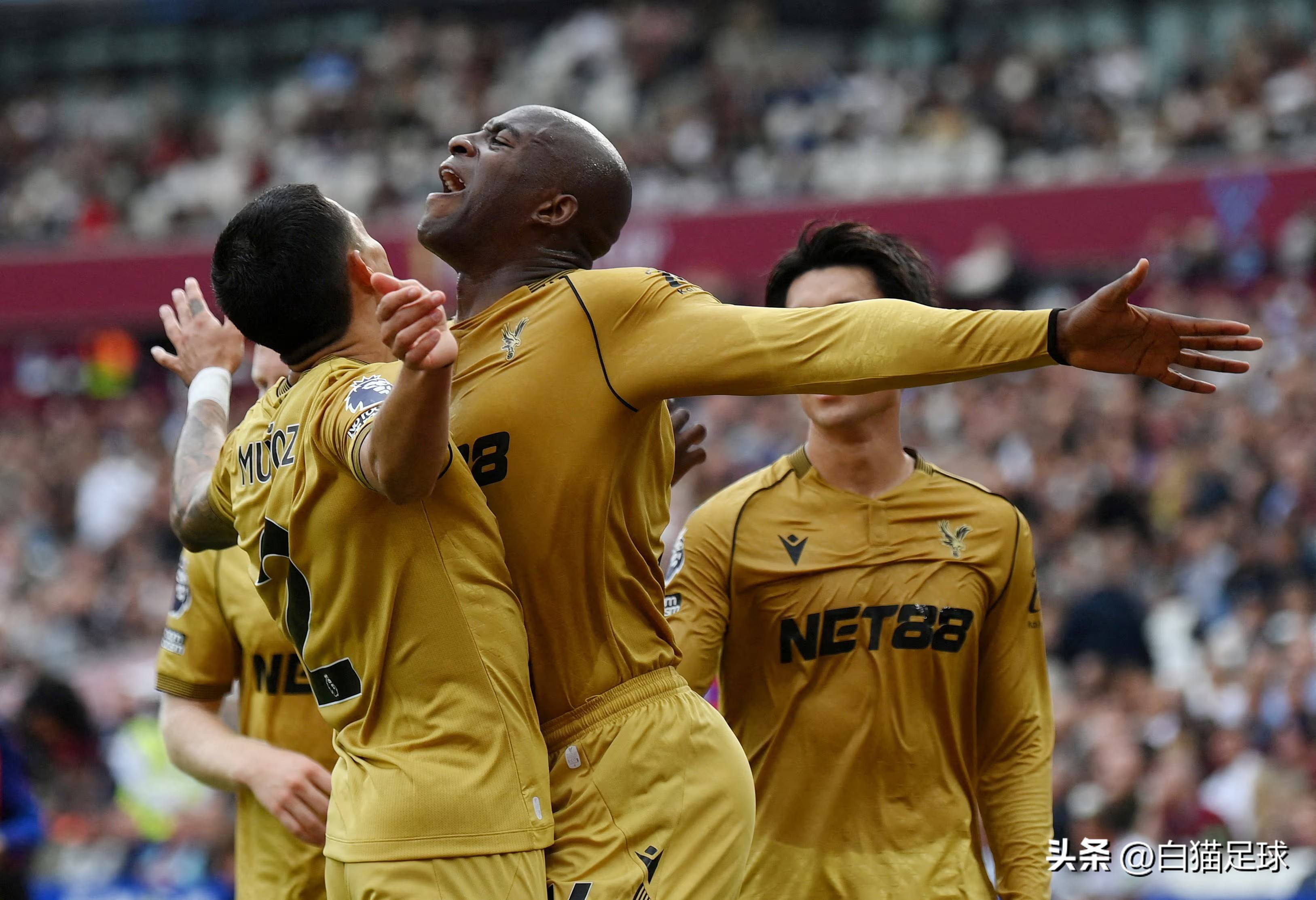 雷竞技官网包含转折点！西汉姆复出首秀，足总杯加时末段攻防权衡，信心回归，年轻球员得到机会的词条