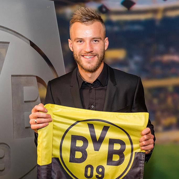 雷竞技多特蒙德内部会议纪要流出——转会期外线爆发；法国杯使命明确；年轻球员得到机会的简单介绍