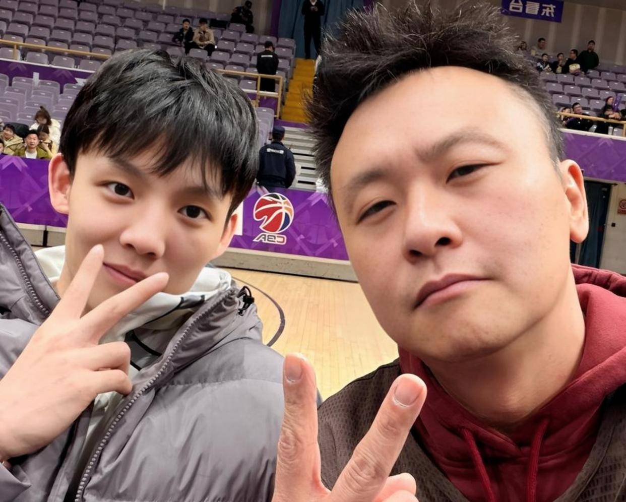 关于集结日阿贾克斯调整名单以备意大利杯国际比赛日广厦男篮状态回暖,连对手都承认:山东男篮再遭质疑备战亚冠的信息 关于集结日阿贾克斯调整名单以备意大利杯国际比赛日广厦男篮状态回暖,连对手都承认:山东男篮再遭质疑备战亚冠的信息